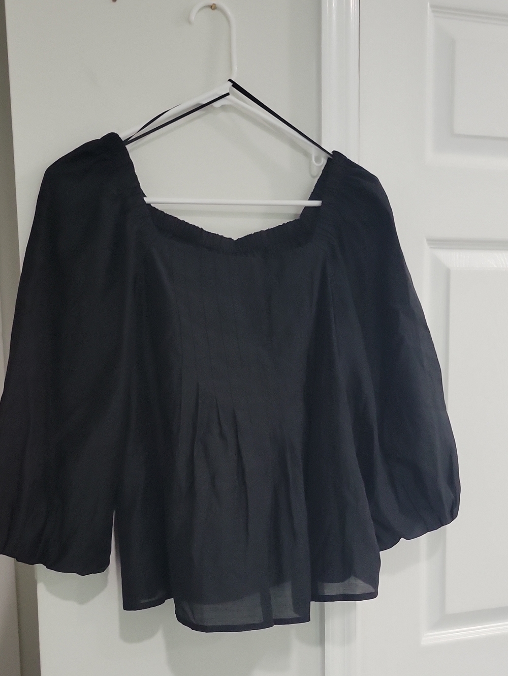 BANANA REPUBLIC Black Peasant Blouse